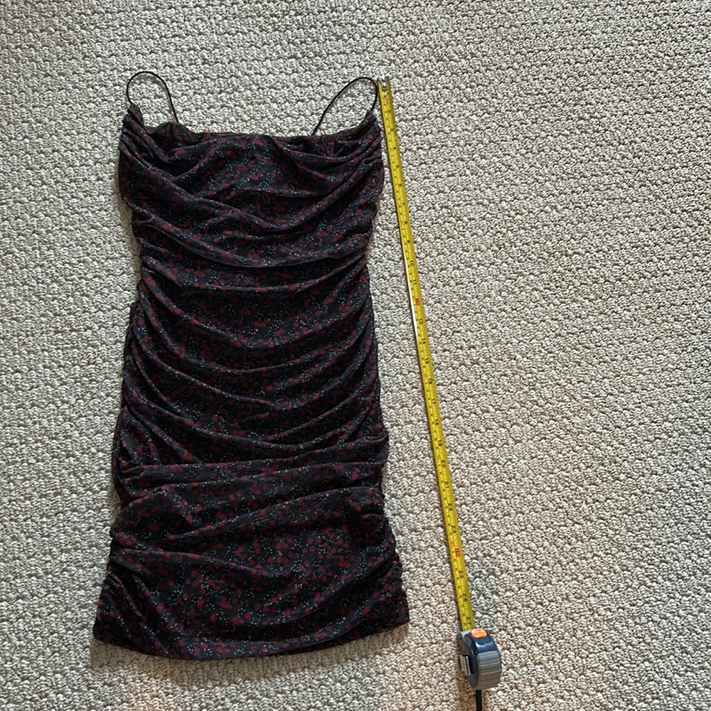 Garage Ruched Dress - Picture 4 of 9